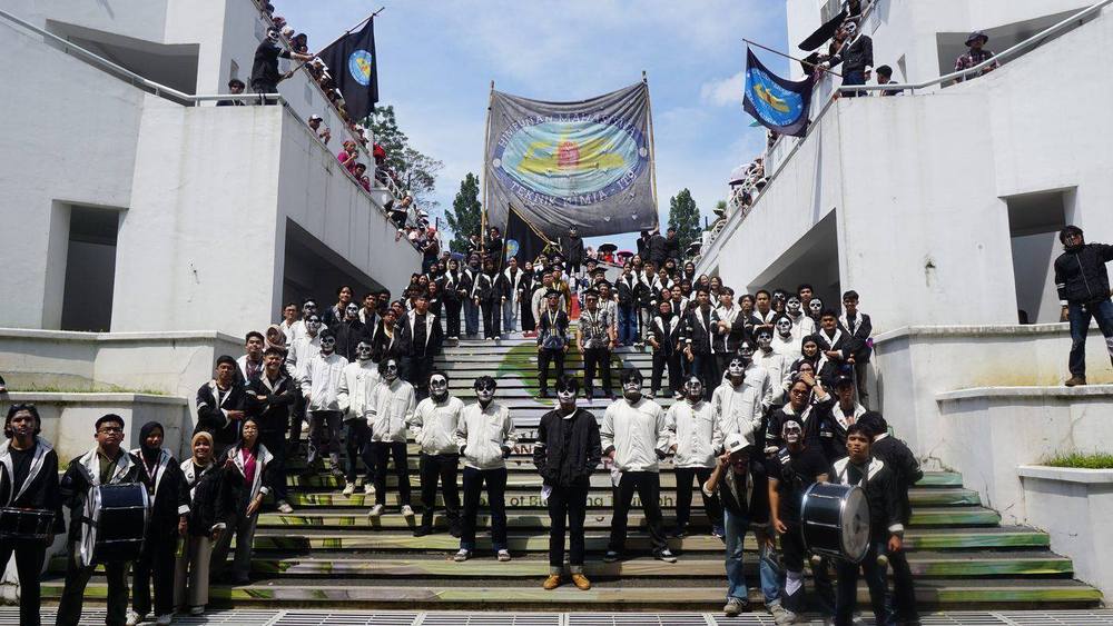 Graduation Parade celebration